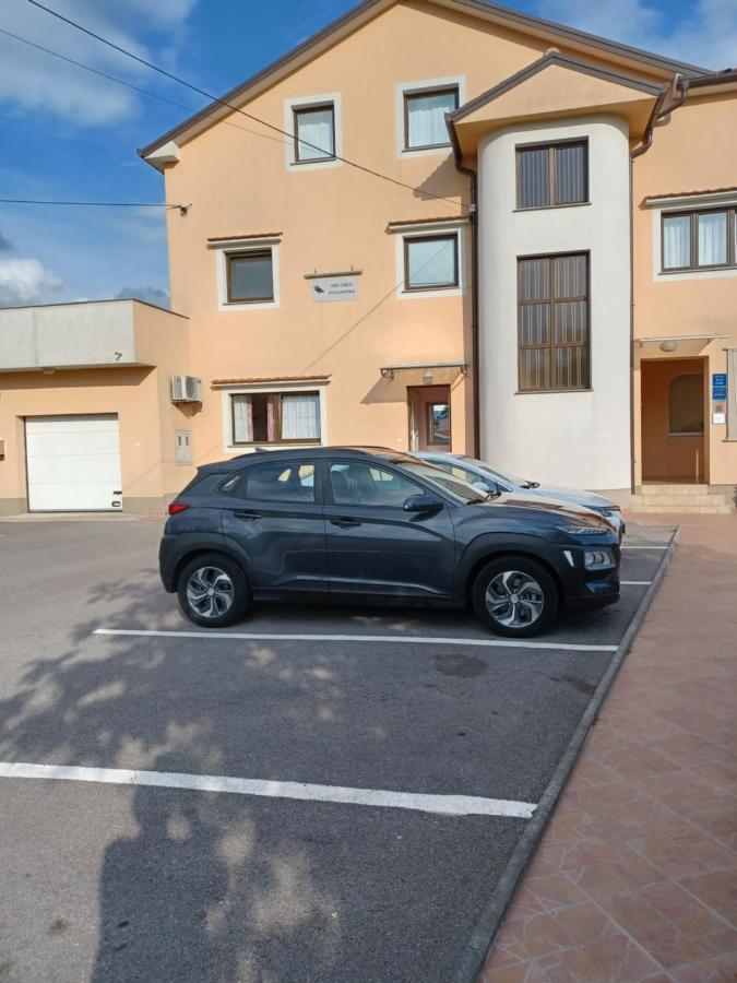 Apartman Alen Podhum Exterior foto